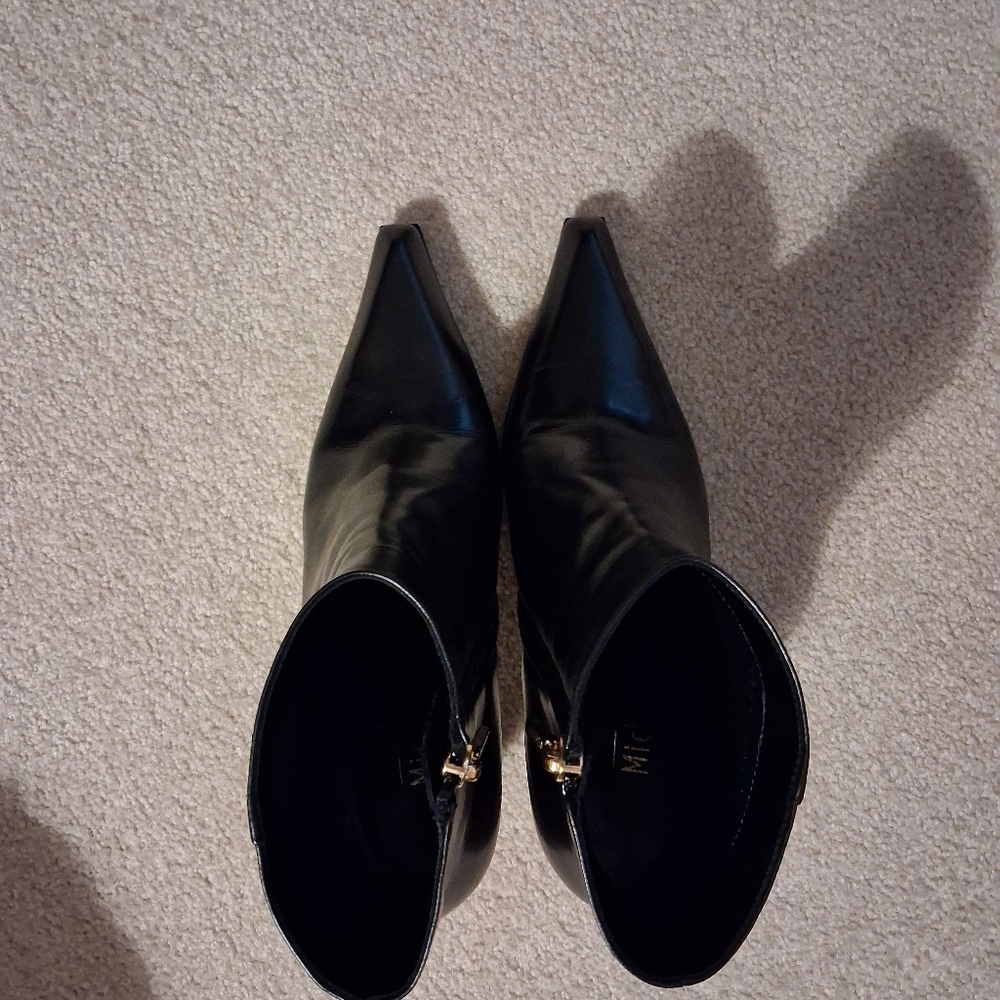 NWT VTG Carolyn Bessette Black Leather Short Boots by Michel Perry - Picture 7 of 16